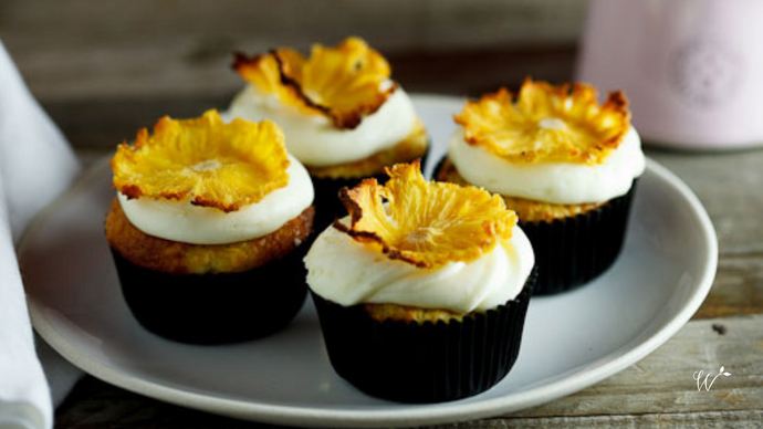 Hummingbird Cupcakes with Pineapple Wedges